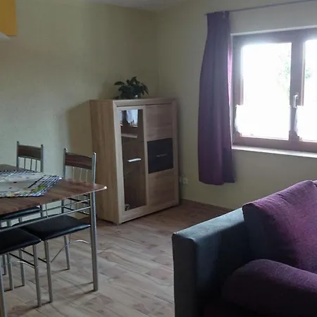 Marle Apartman Struppen